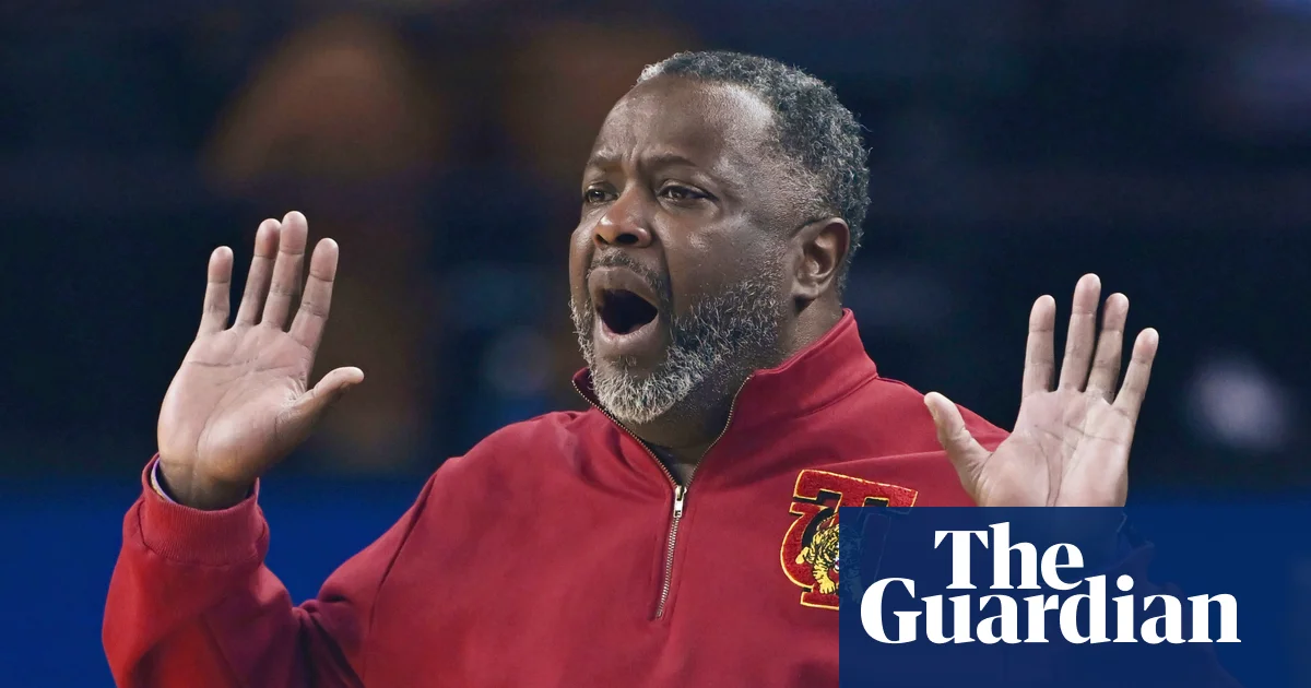 Tuskegee basketball coach who was handcuffed by police after game files $1m lawsuit | College basketball