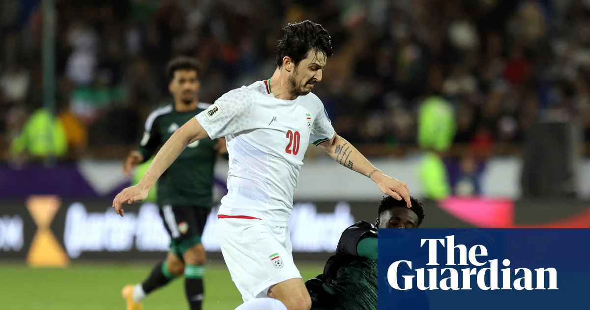Sardar Azmoun reportedly left out of Iran squad for disloyalty to government | Iran