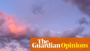 Why are White House journalists partying with Trump? | Margaret Sullivan